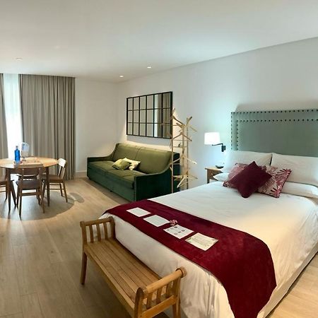 شيبيونا Apartamentos Turisticos La Plaza المظهر الخارجي الصورة