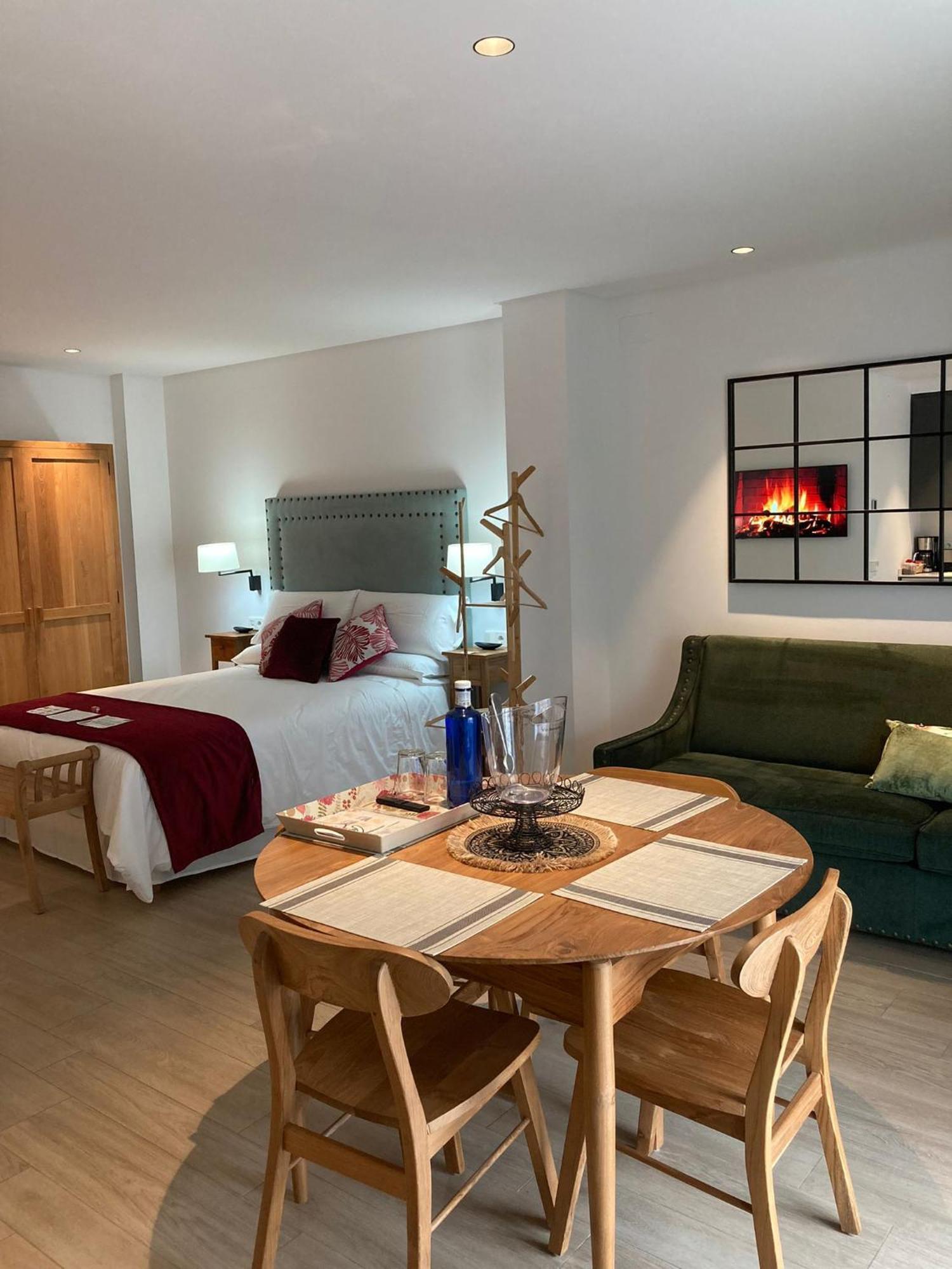 شيبيونا Apartamentos Turisticos La Plaza المظهر الخارجي الصورة