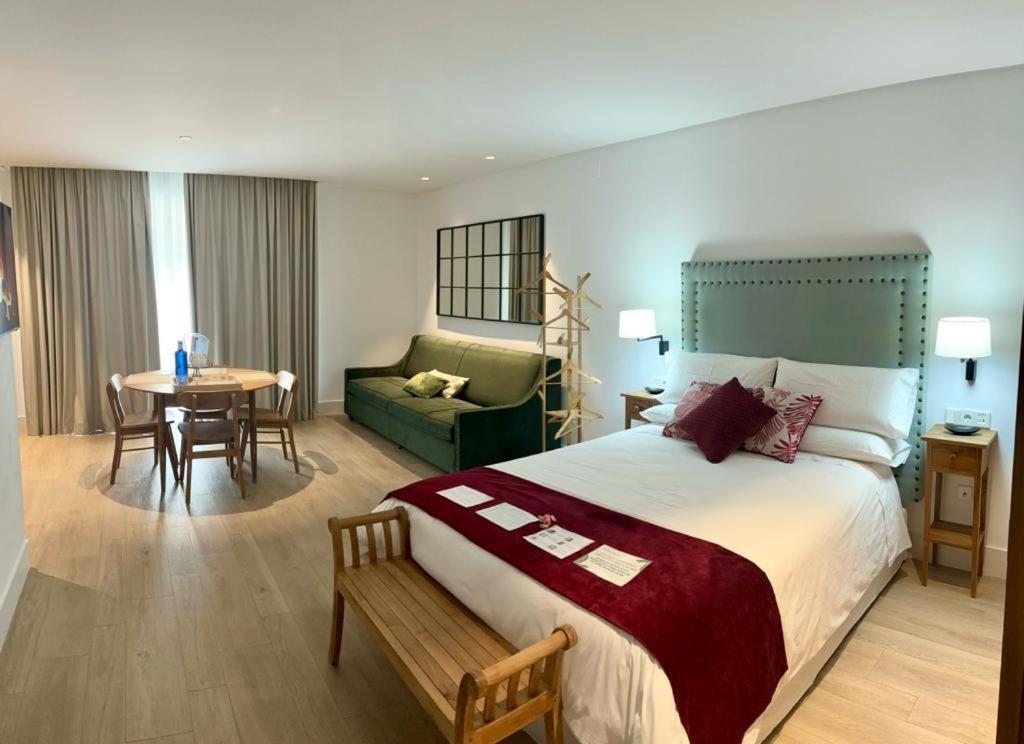 شيبيونا Apartamentos Turisticos La Plaza المظهر الخارجي الصورة