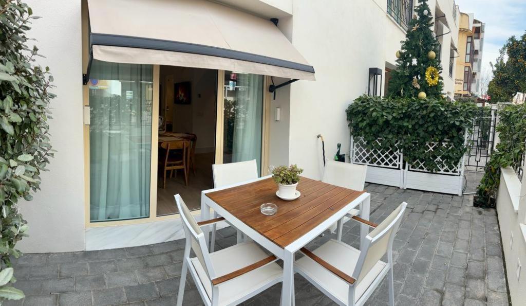 شيبيونا Apartamentos Turisticos La Plaza المظهر الخارجي الصورة