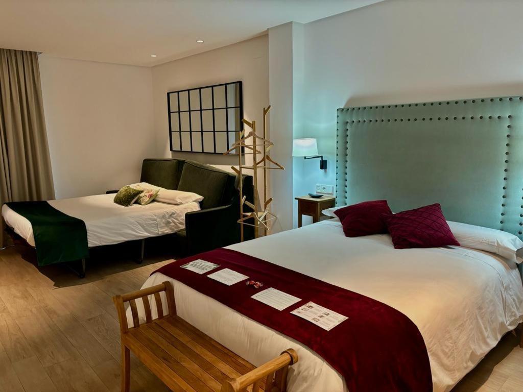 شيبيونا Apartamentos Turisticos La Plaza المظهر الخارجي الصورة