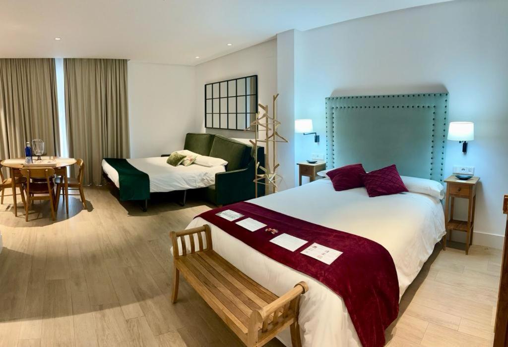 شيبيونا Apartamentos Turisticos La Plaza المظهر الخارجي الصورة