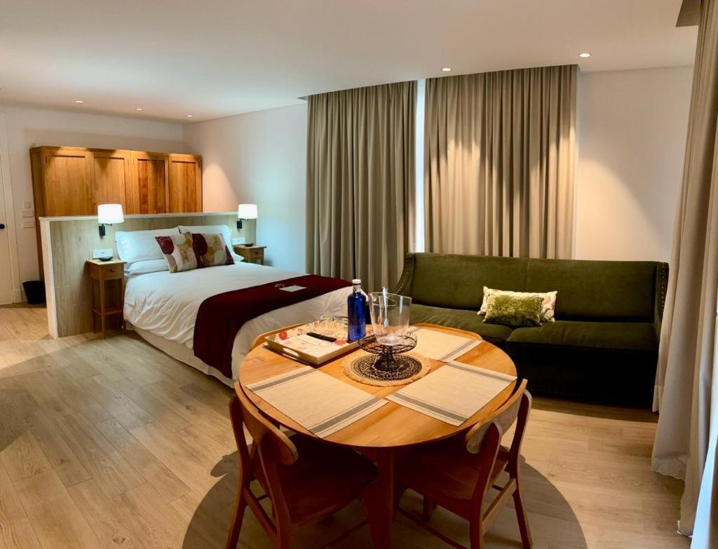 شيبيونا Apartamentos Turisticos La Plaza المظهر الخارجي الصورة