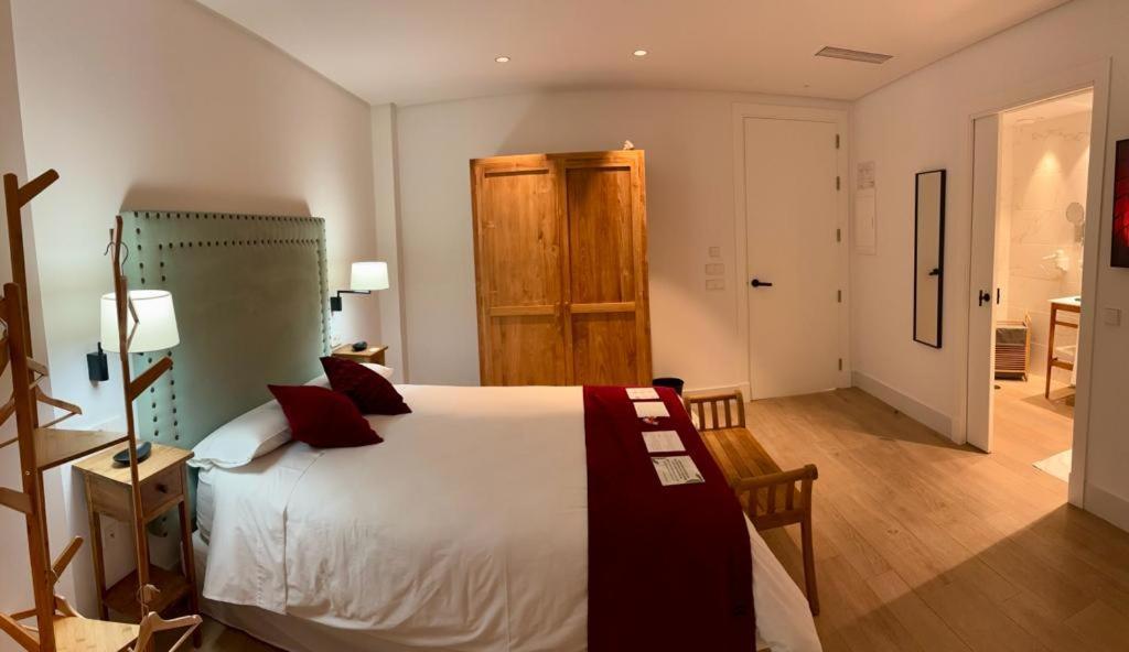 شيبيونا Apartamentos Turisticos La Plaza المظهر الخارجي الصورة
