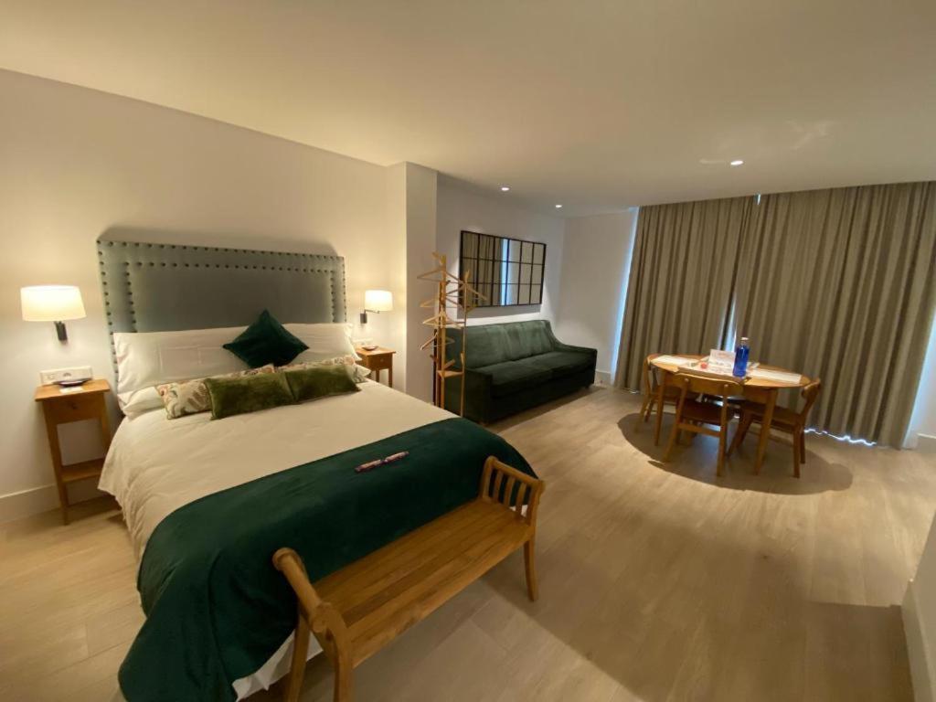 شيبيونا Apartamentos Turisticos La Plaza المظهر الخارجي الصورة