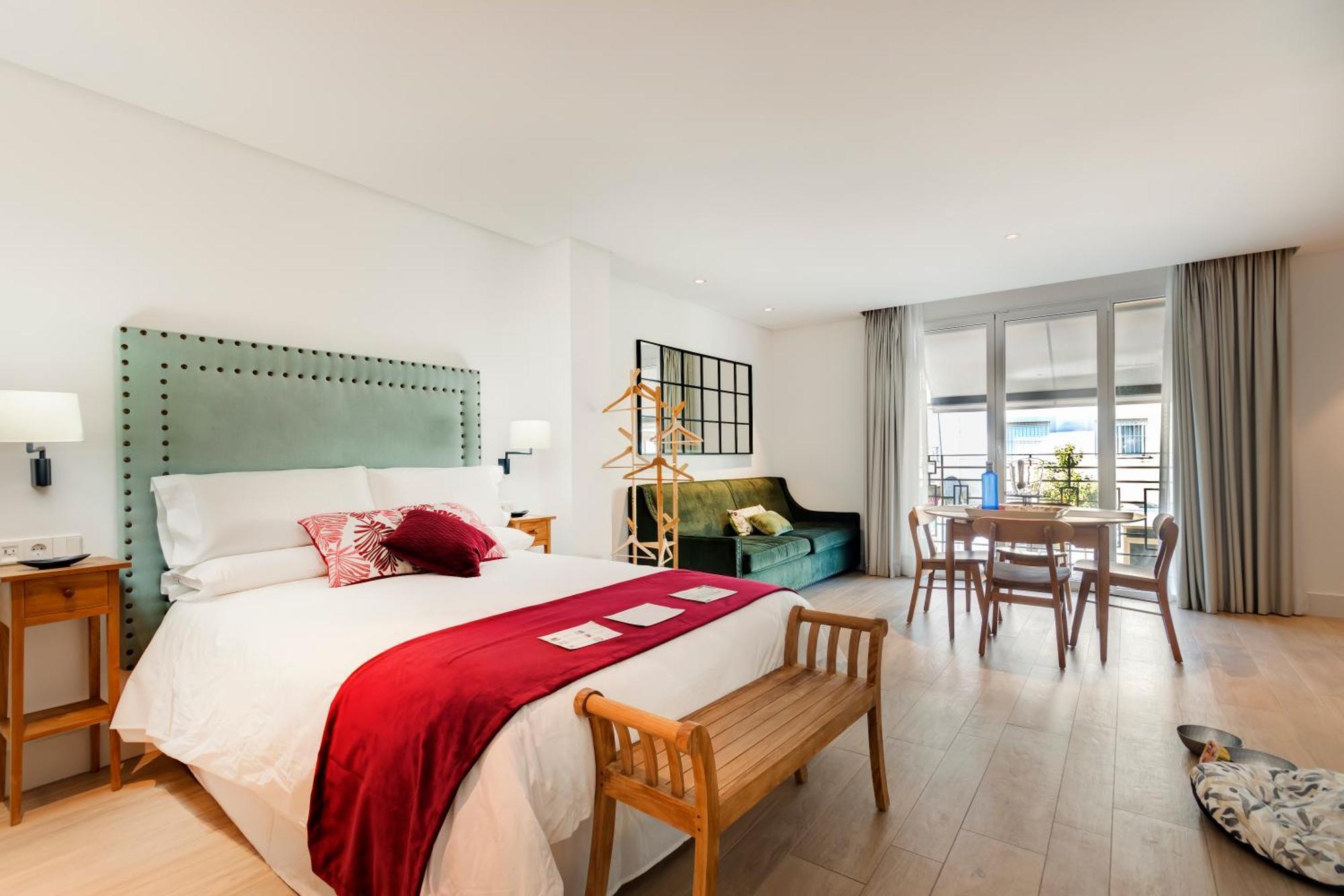 شيبيونا Apartamentos Turisticos La Plaza المظهر الخارجي الصورة